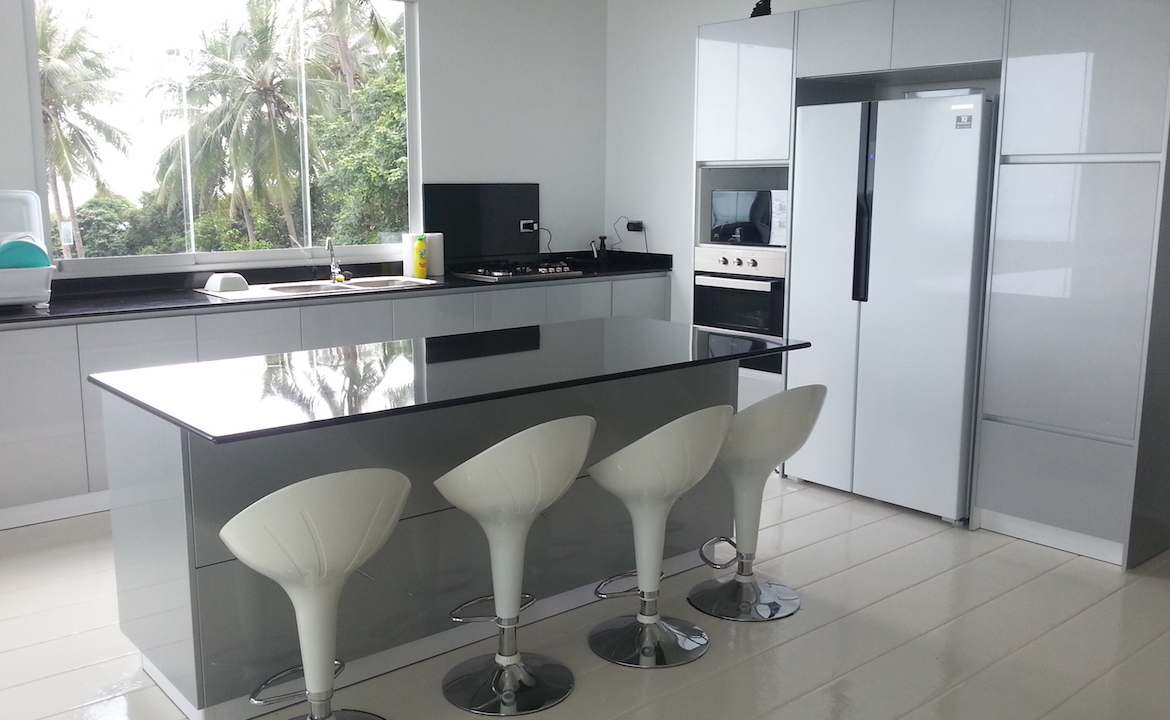 Villa Kitchen