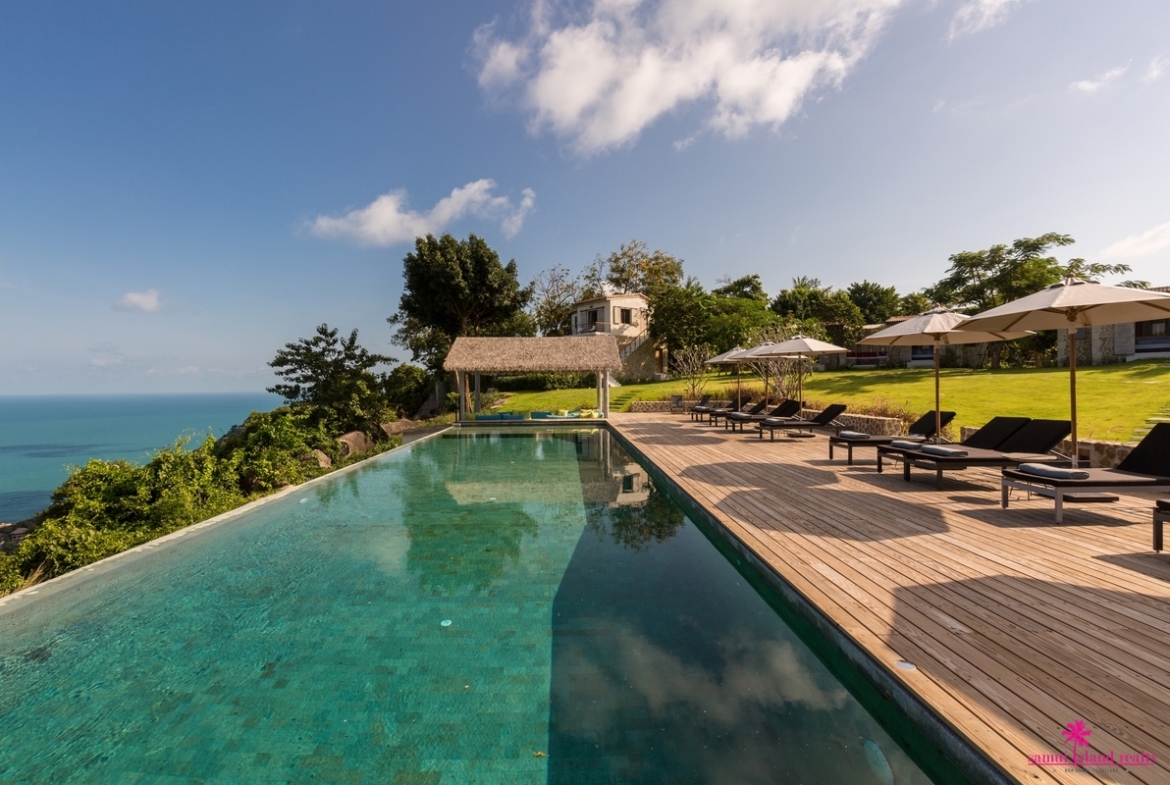 Koh Koon Swimming Pool & Terrace