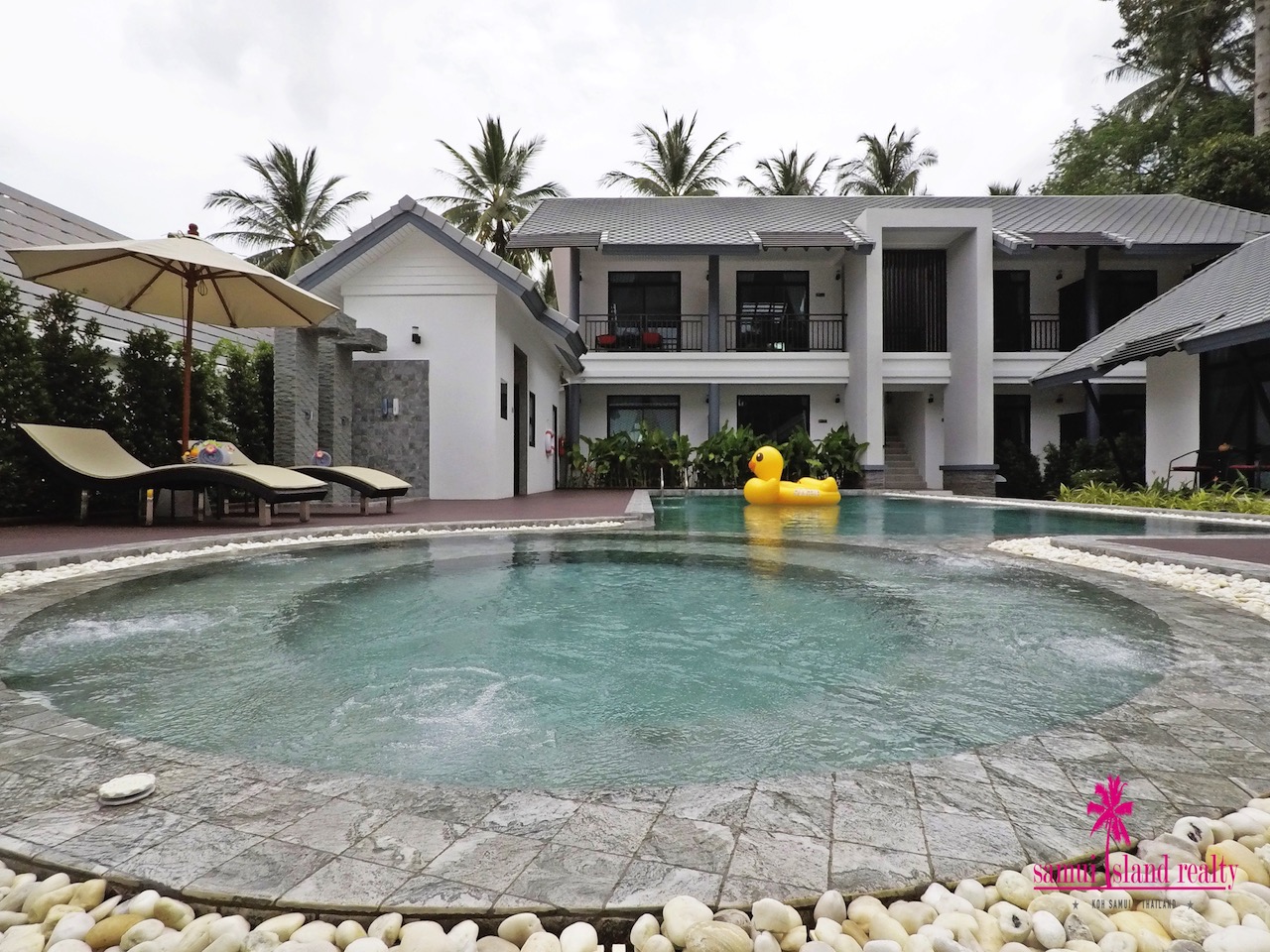 Resort For Sale Lamai Ko Samui – image 1 Resort For Sale Lamai Ko Samui – Commercial in Koh Samui (photo 1)