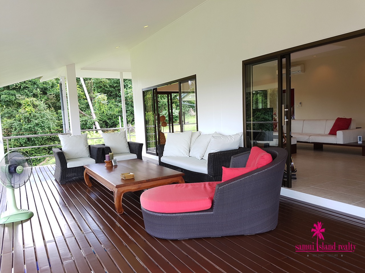 Taling Ngam 3 Bedroom Villa For Sale – image 1 Taling Ngam 3 Bedroom Villa For Sale – Residential All in Koh Samui (photo 1)