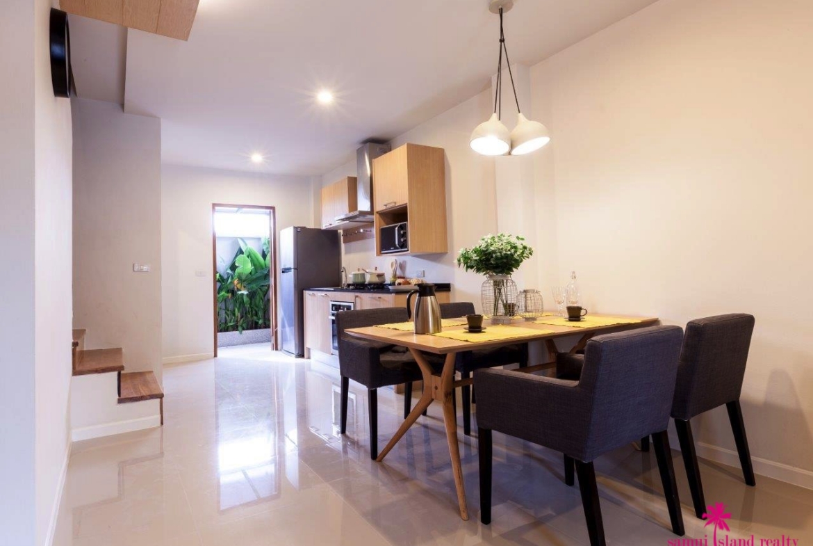 The Seasons Samui Dining Area & Kitchen