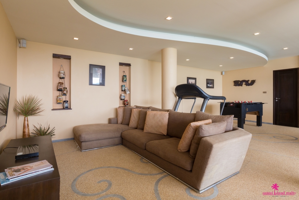 Villa Akira Lounge & Games Room