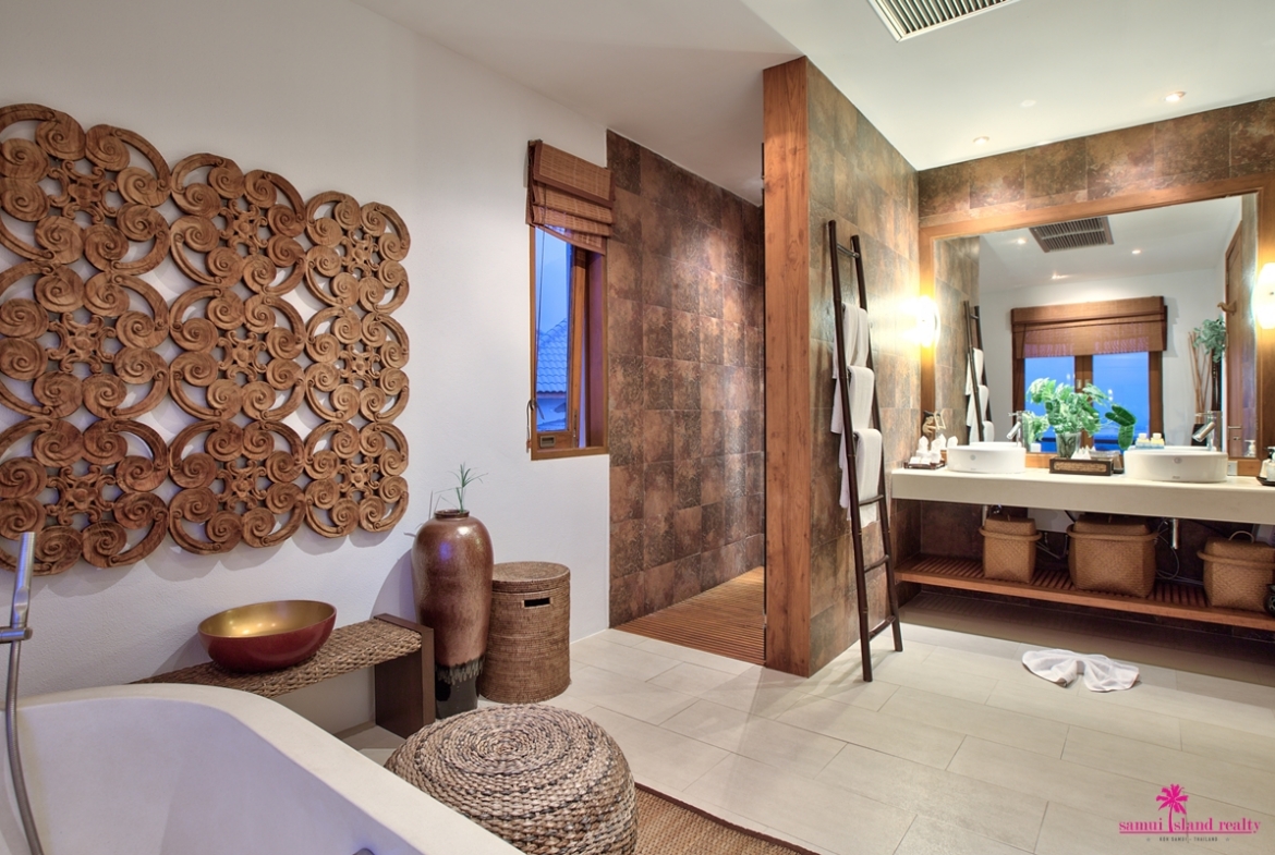 Baan Lealay Bathroom