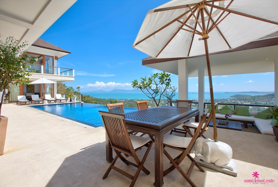 Baan Lealay Sun Loungers