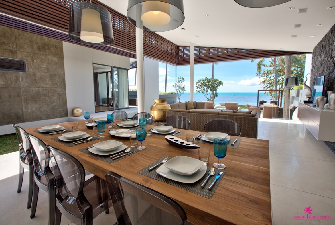 Villa Neung Dining Table
