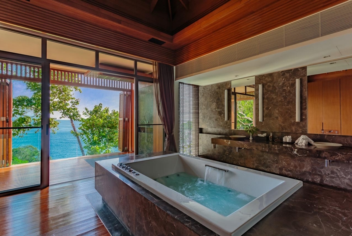 Baan Banyan Interior