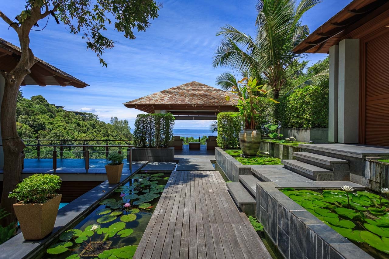 Baan Banyan Walkway
