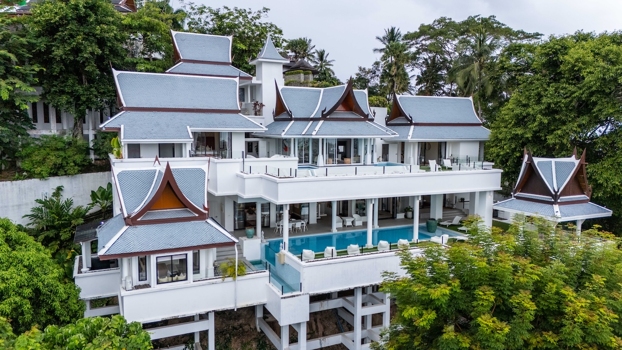 Baan Thai Surin Hill Exterior