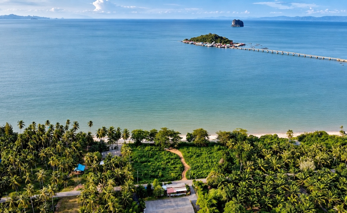 Donsak Beachfront Land Outline