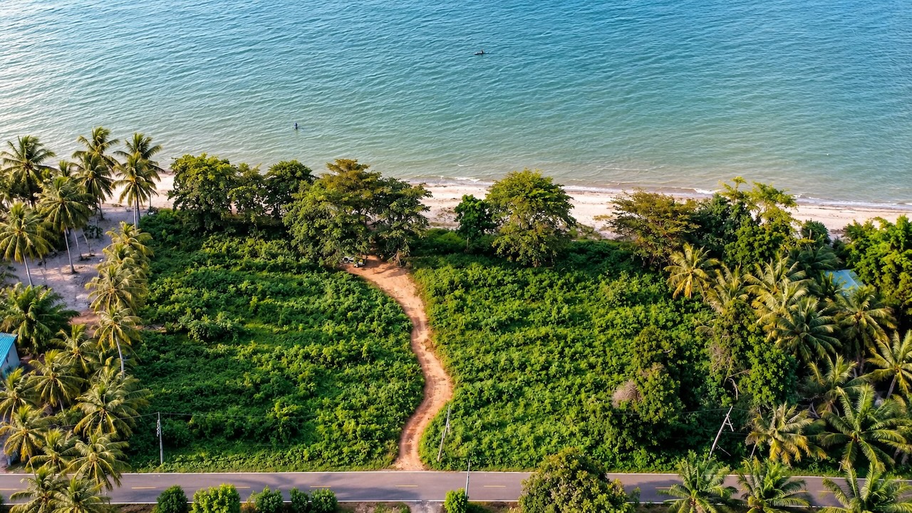 Donsak Beachfront Land Donsak Beachfront Land Front
