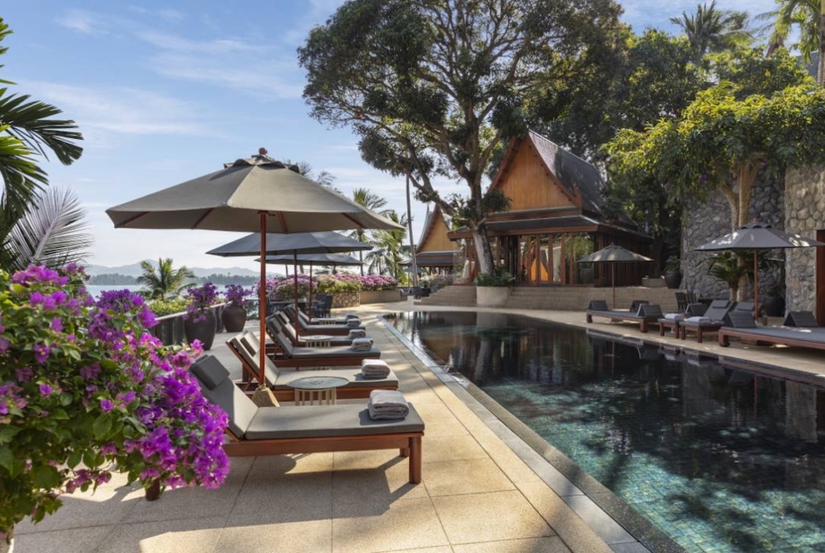 Phuket Luxury Oceanfront Property Pool