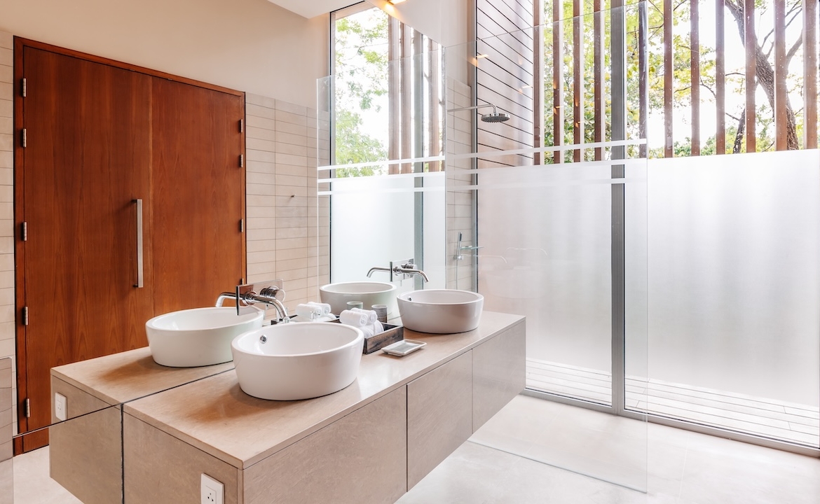 Villa Mayavee Bathroom